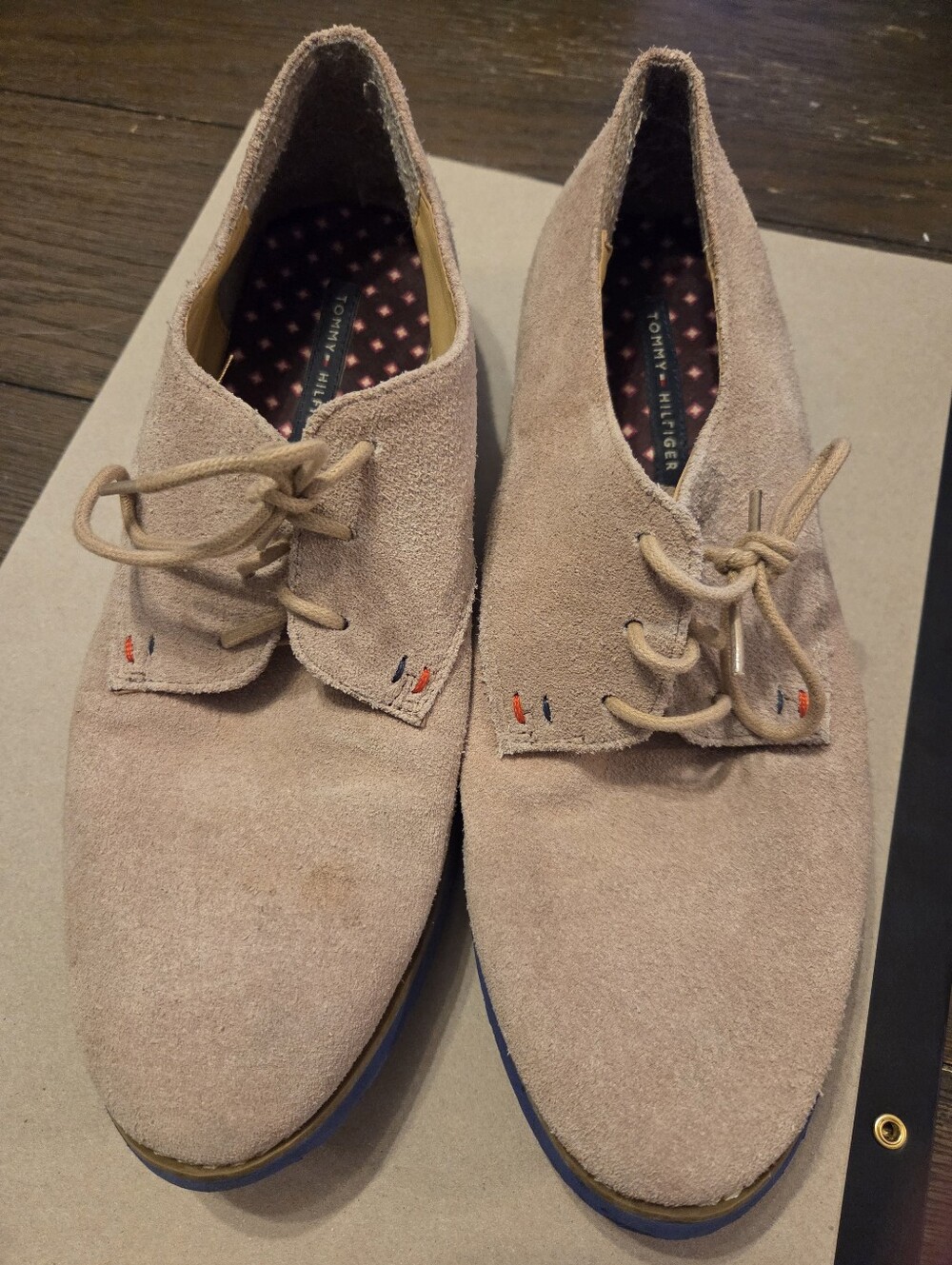 Tommy Hilfiger TW Honey Bee Tan Suede Leather Lace Up Oxfords Size 9.5M